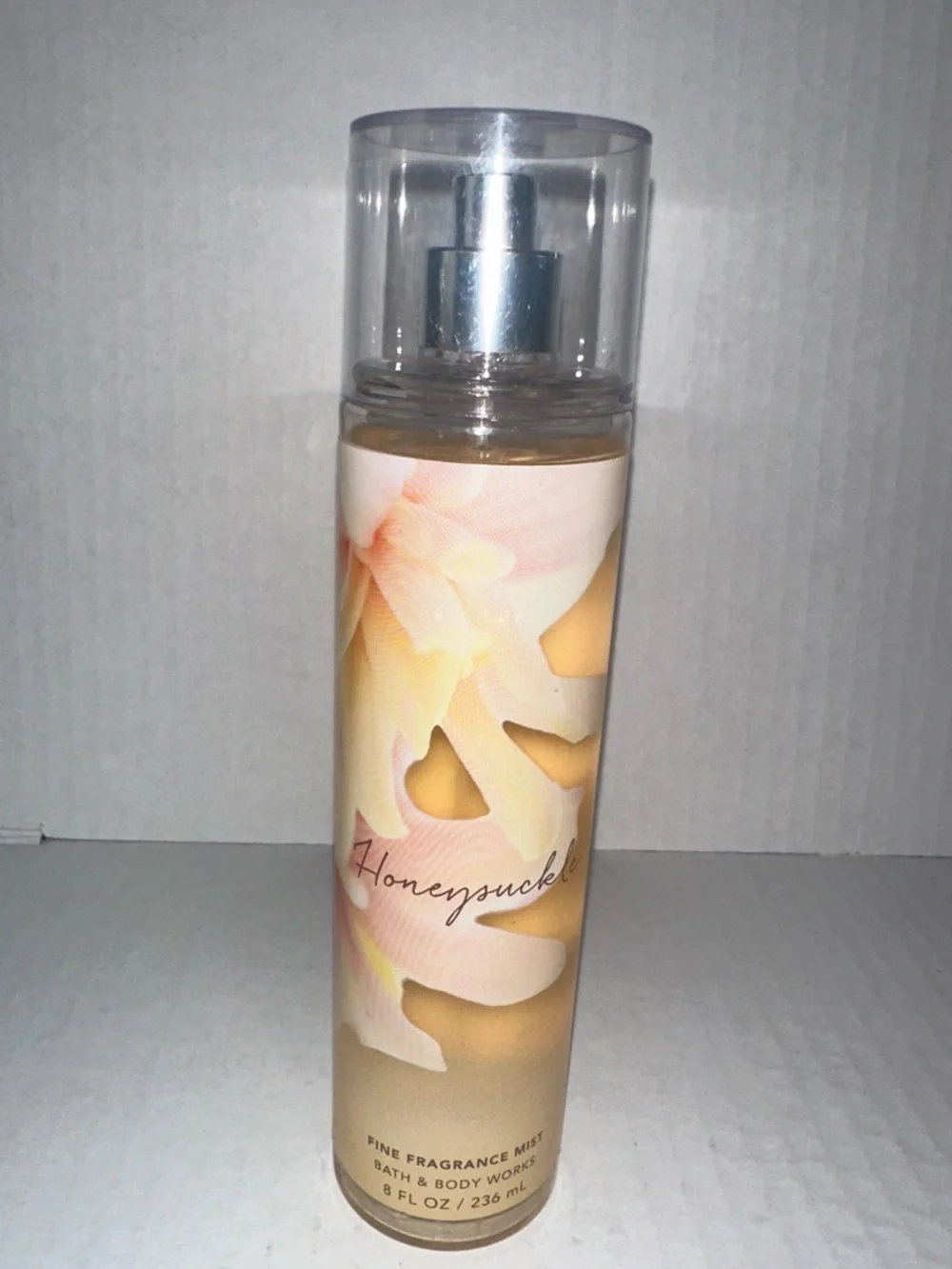 Bath & Body Works Honeysuckle Fragrance Mist - Peachy Yellow
